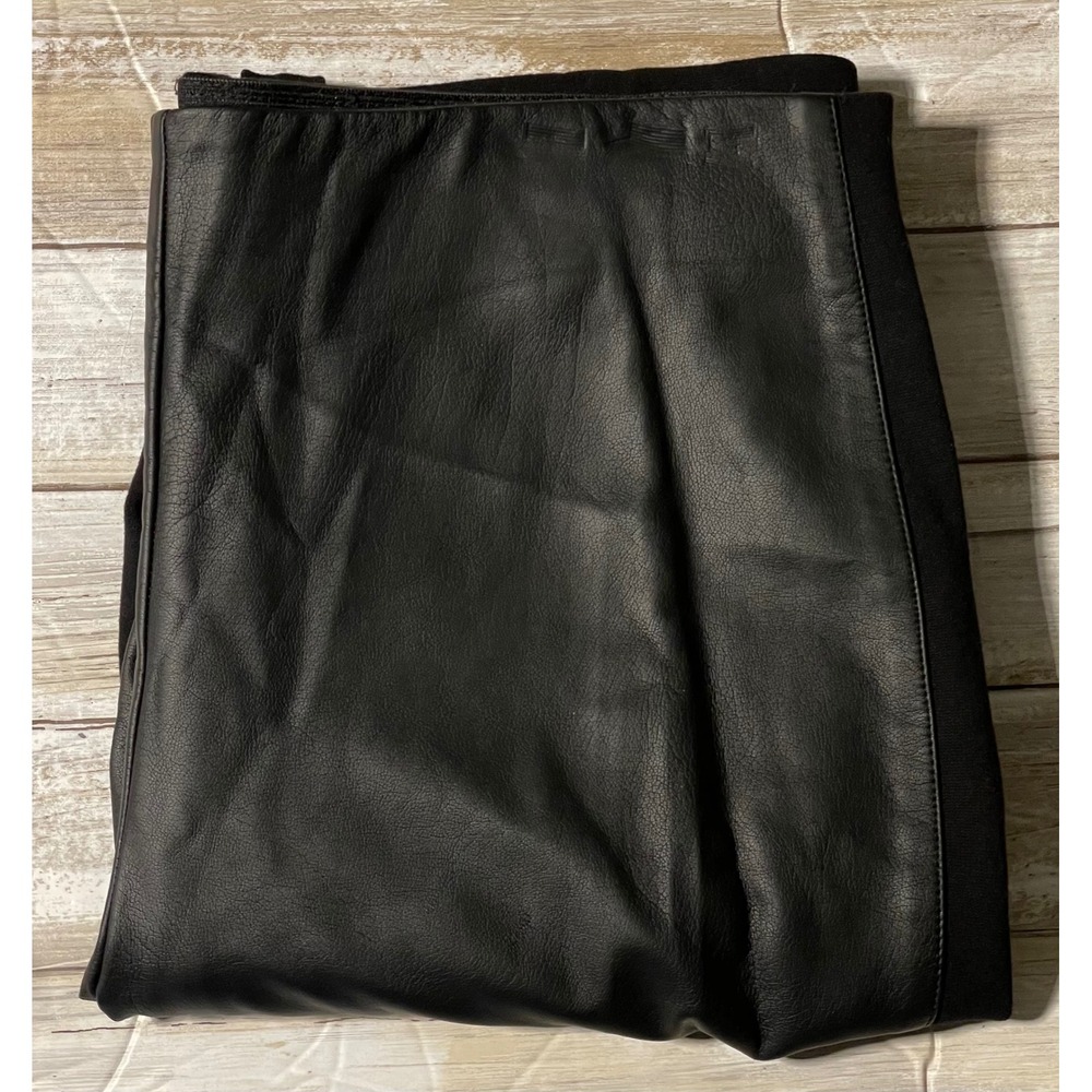 Chico's Faux Leather front Ponte‎ Knit back pants Black Size 1(U.S. size 8)